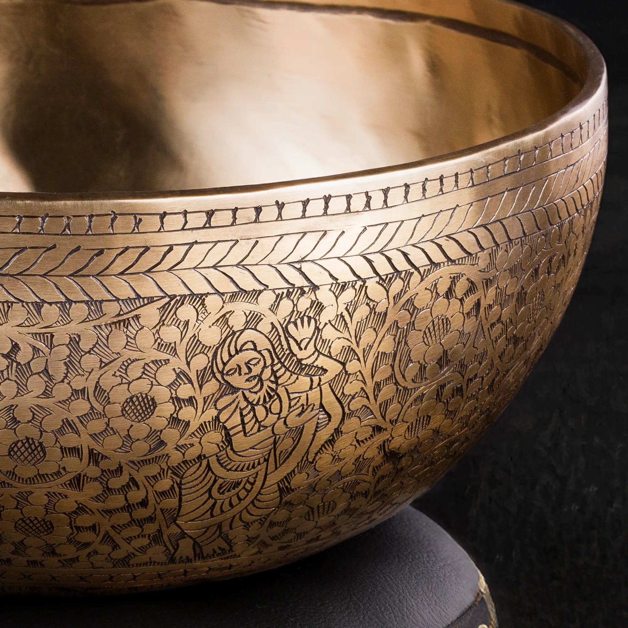 Grounded Rhythm Hand-Carved Jambati Himayalan Singing Bowl HW201 – 10 1/8”, C3 & G4