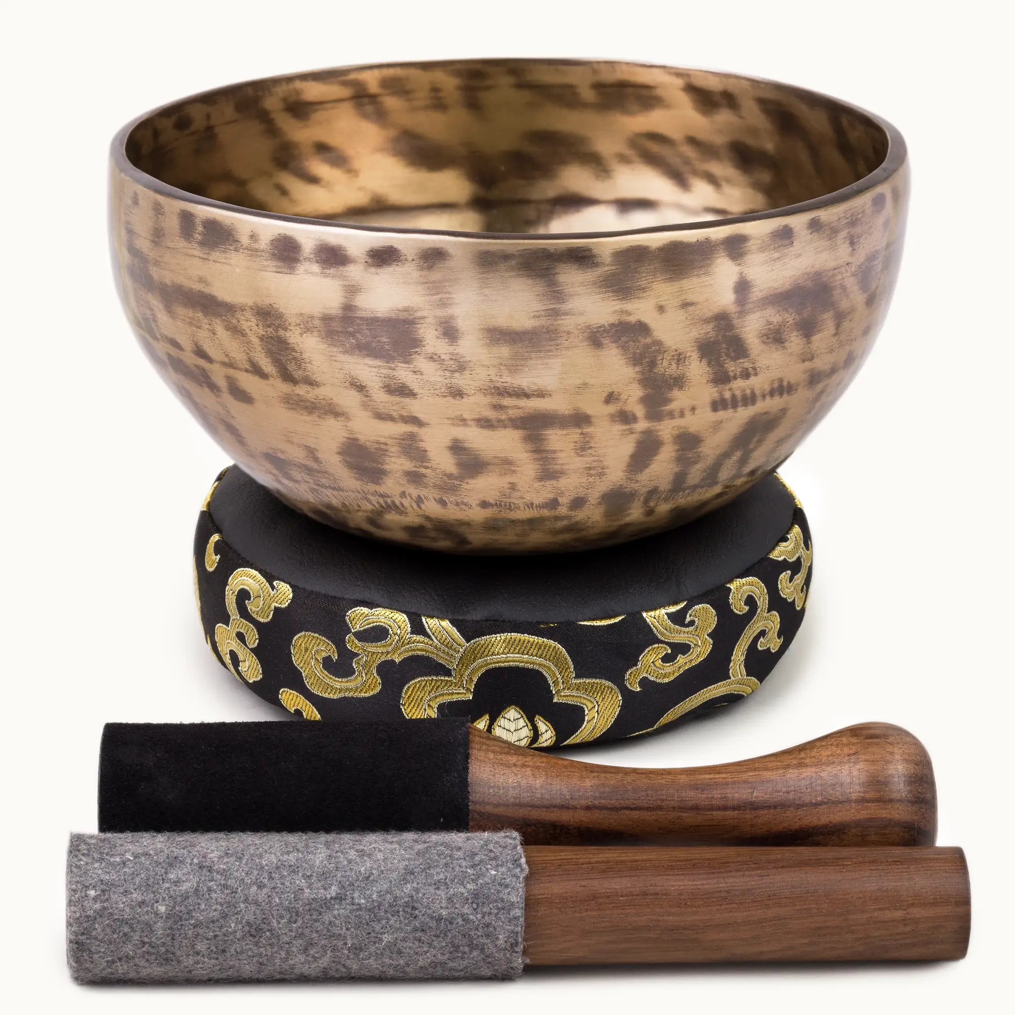 Thadobati Tibetan Singing Bowl TH646 - 7 3/4", C4 & F#5.
