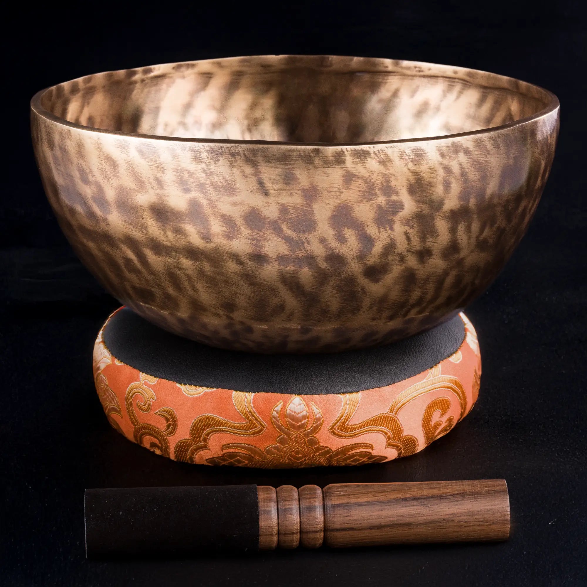 Jambati Tibetan Singing Bowl HW734 - 10 1/4", B2 & F#4.