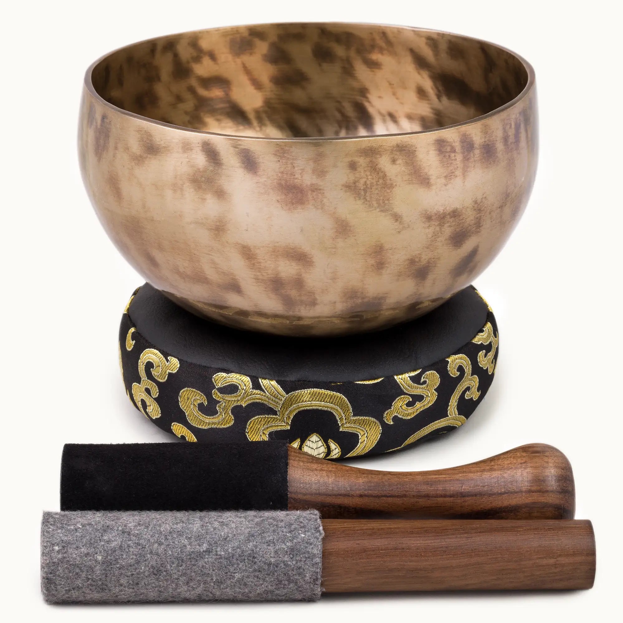 Thadobati Tibetan Singing Bowl TH742 - 6 3/4”, C#4 & G5.