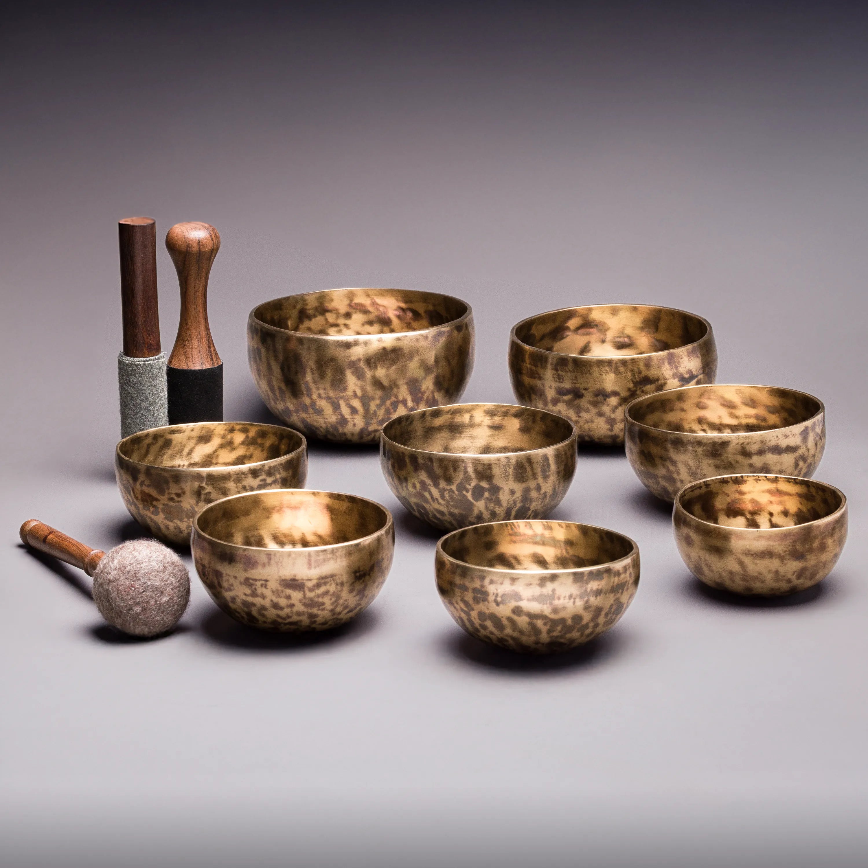 Sound Practitioners Choice – 8 pc. Chakra-tuned Tibetan Singing Bowl Set C8S-47