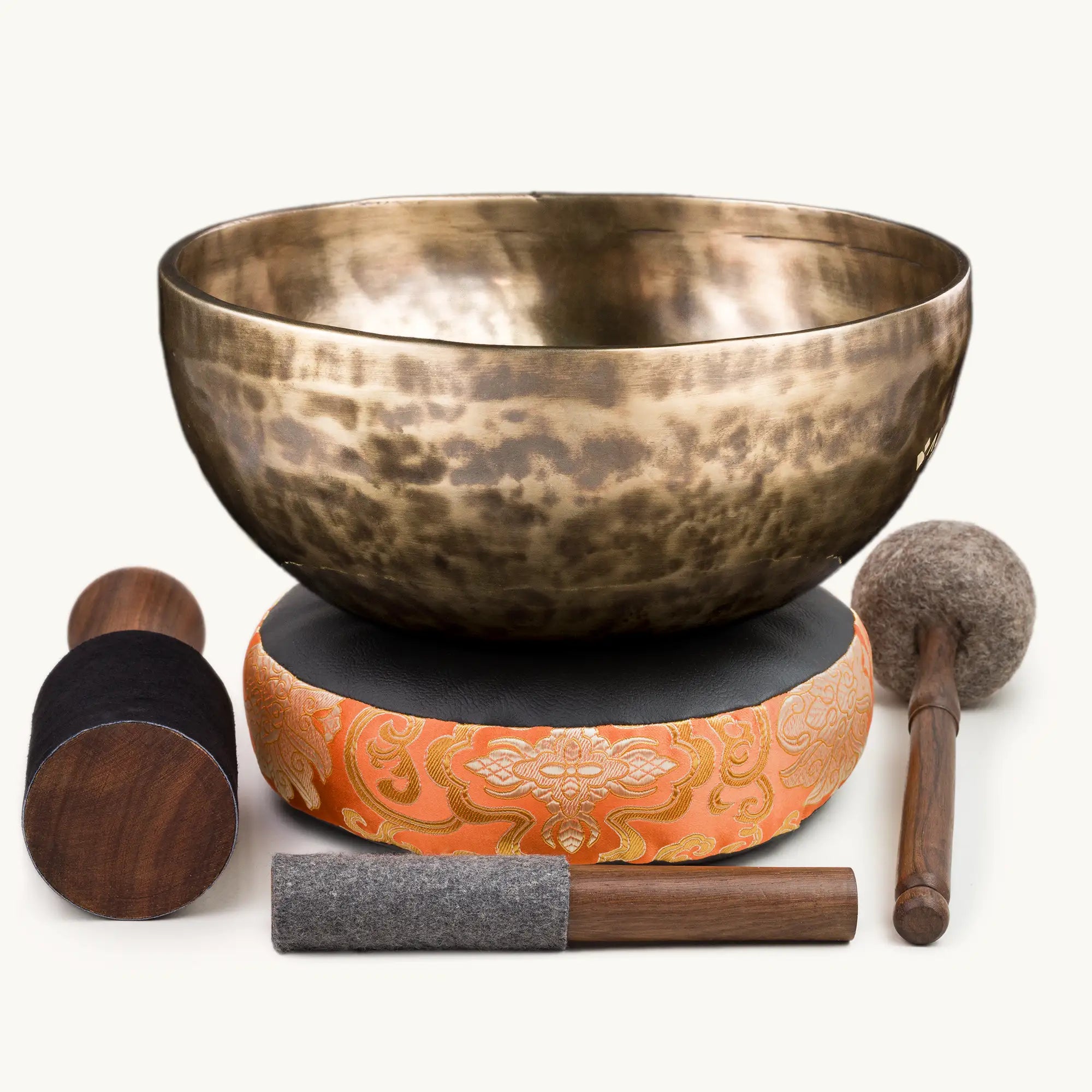 Jambati Tibetan Singing Bowl HW224 - 9 3/8", C3-C#3 & F#5.