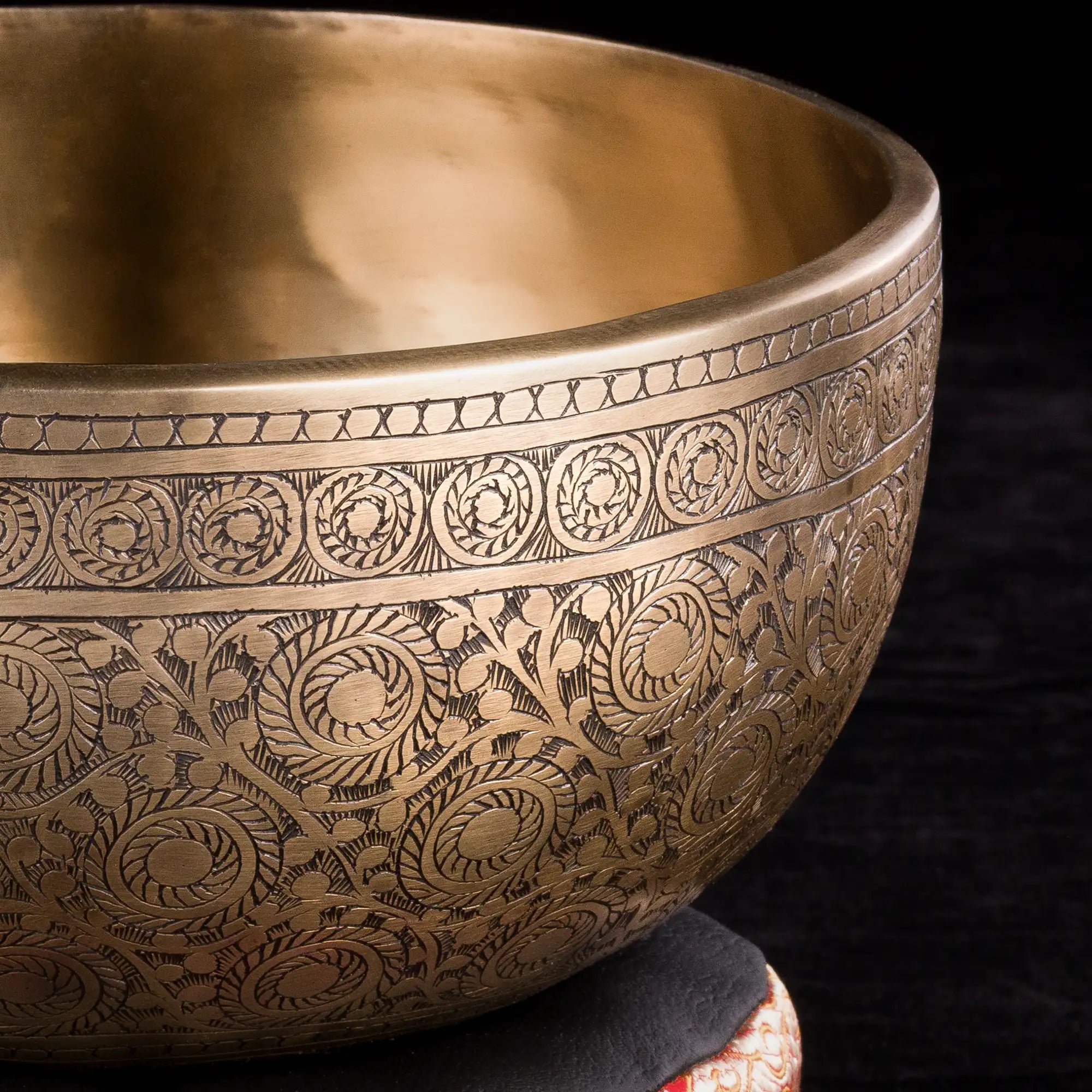 Sacred Lotus Hand-Carved Jambati Himayalan Singing Bowl HW285 – 8 1/4”, A3 & D#5.