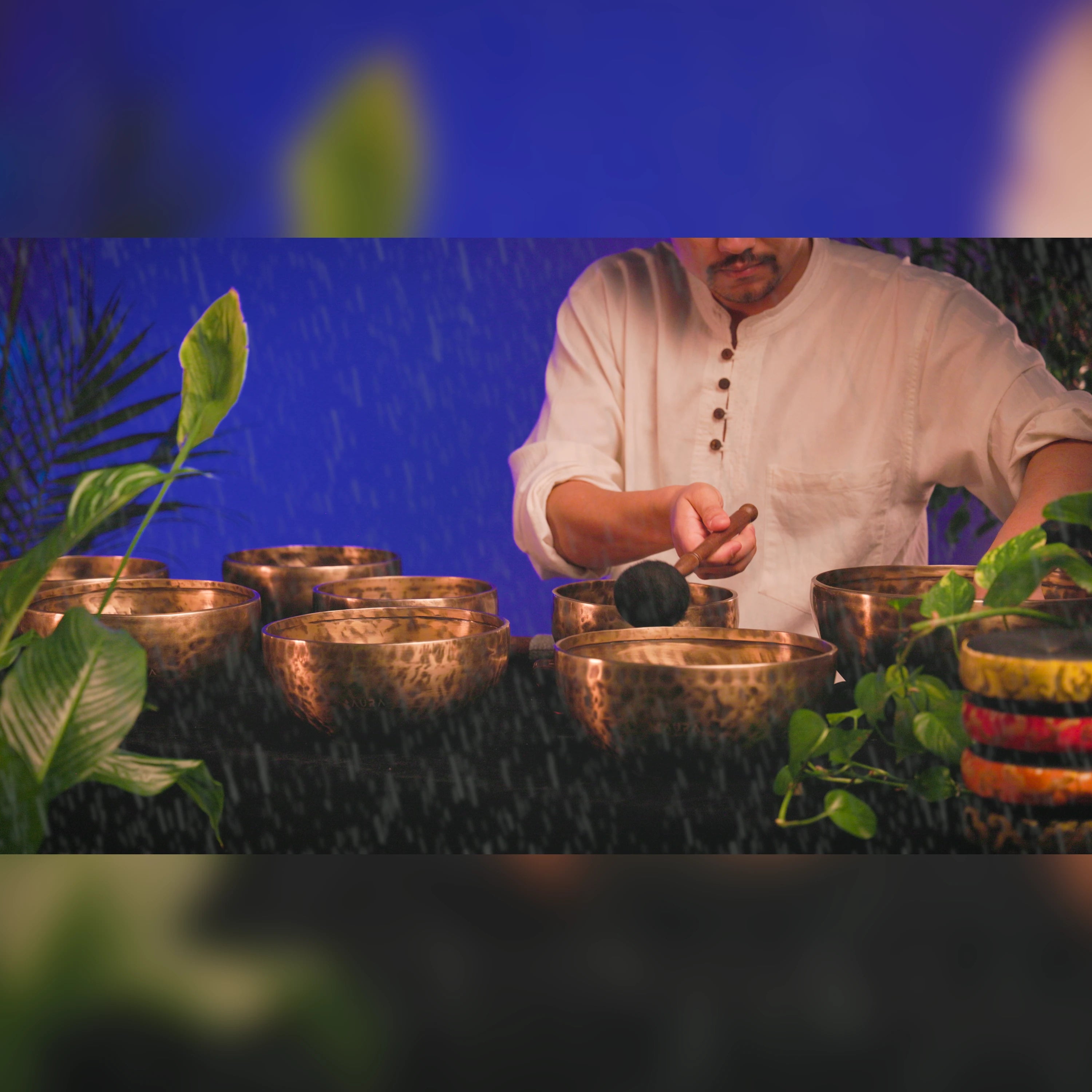 Master Practitioners Choice – 8 pc. Chakra-tuned Tibetan Singing Bowl Set MC8S03