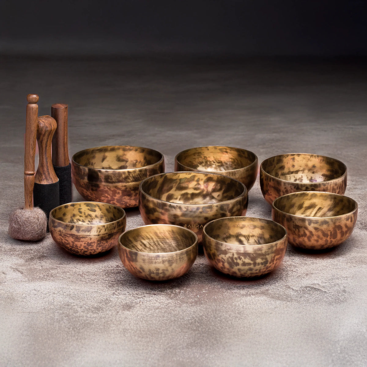Sound Practitioners Choice – 8 pc. Chakra-tuned Tibetan Singing Bowl Set C8S-57