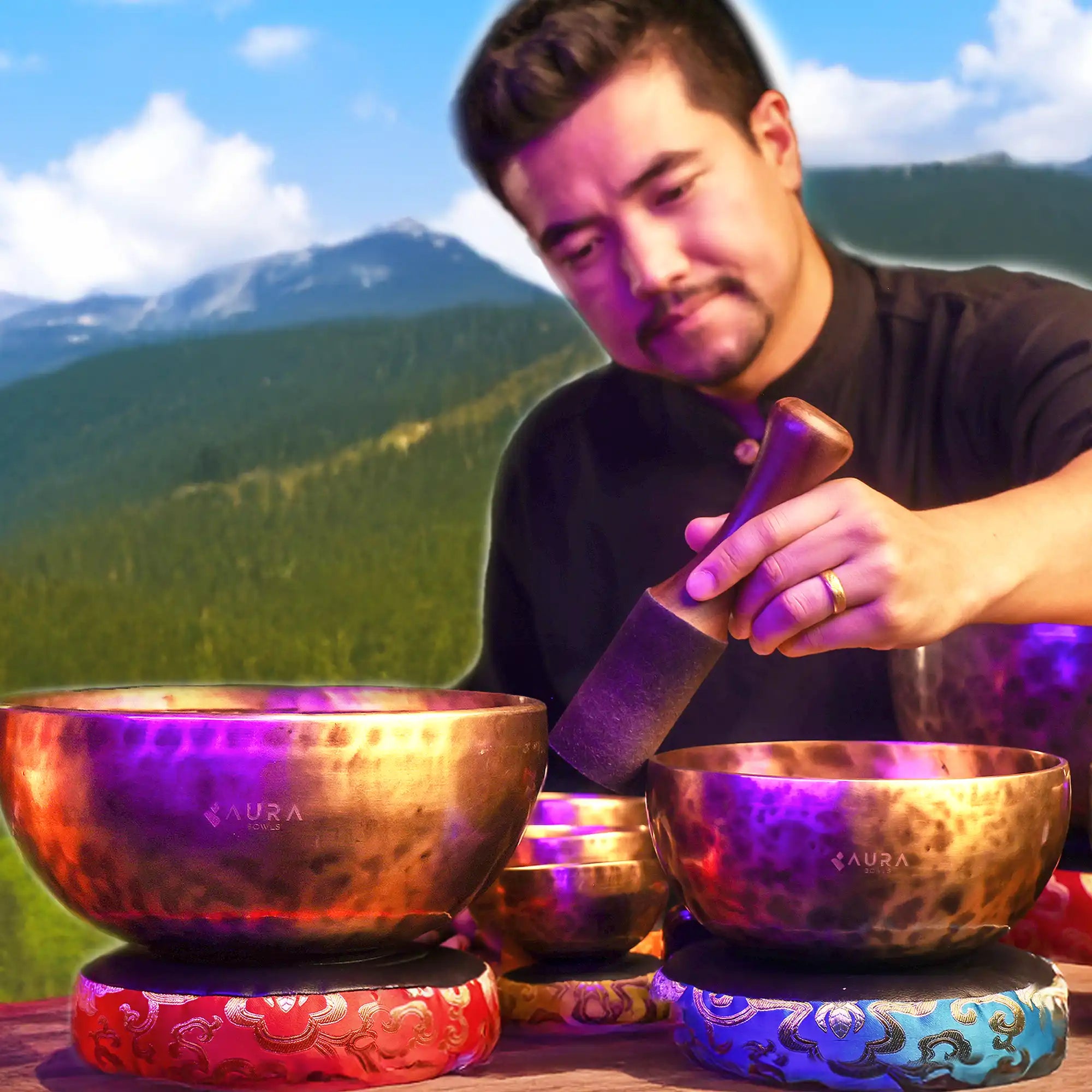 Master Practitioners Choice – 8 pc. Chakra-tuned Tibetan Singing Bowl Set MC8S-15